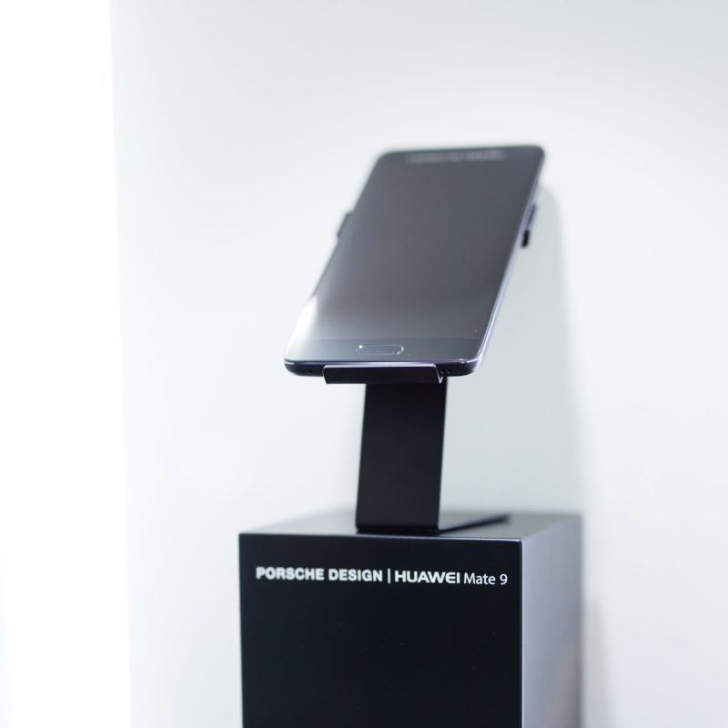 huawei mate 9 porsche design at the huawei global launch november 2016